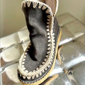 MOU - Free People Suede Boots